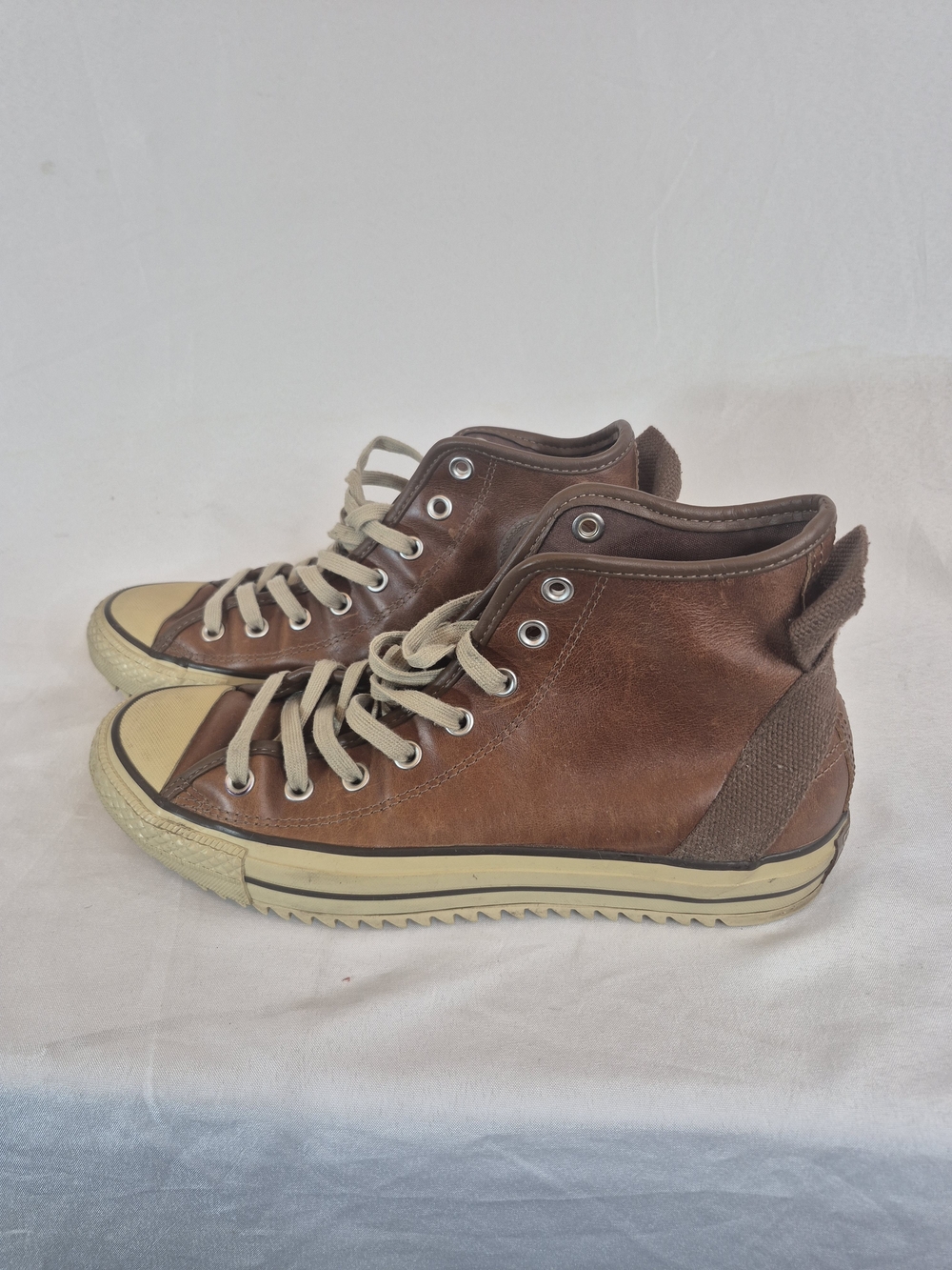 Converse Chuck Taylor All Star Hollis Hi Brown High-Top Men's Leather Sneakers